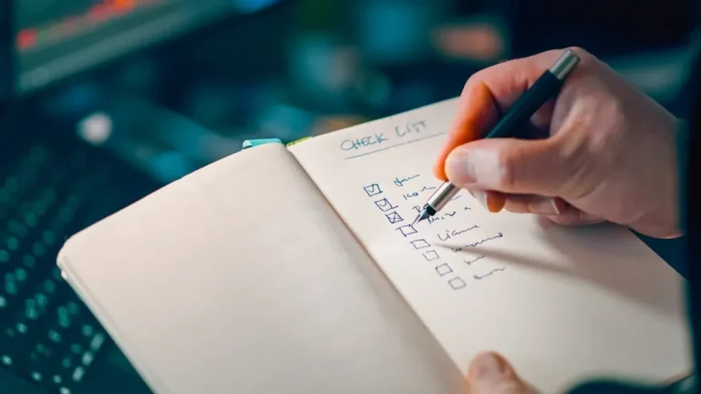 Ya Fantasy Checklist for Busy Readers
